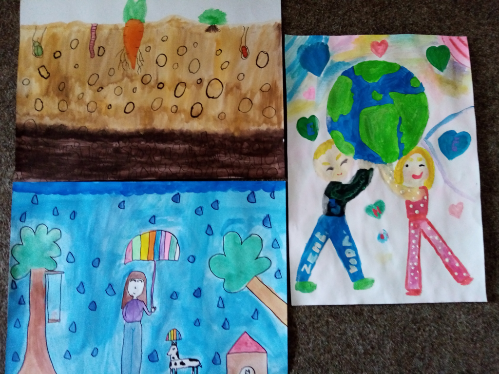 Modrá planeta 2025-část prací (7).jpg