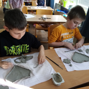 Jarní keramické dílny pro školy 